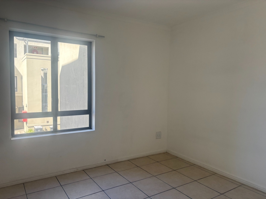 To Let 3 Bedroom Property for Rent in Parklands Western Cape